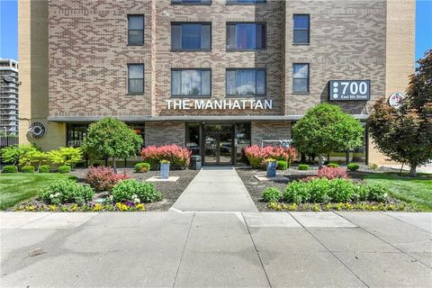 700 E 8th Street 7R Kansas City MO 64106