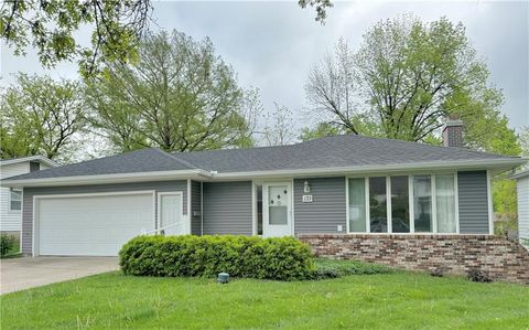 135 S Grand Avenue, Maryville, MO 64468 - #: 2486777
