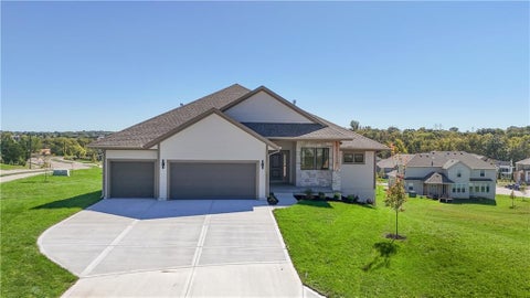 23903 Clear Creek Parkway, Shawnee, KS 66226 - #: 2640110