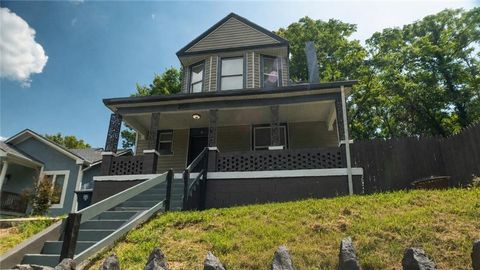 Photo of 2011 MONTGALL Avenue, Kansas City, MO 64127 (MLS # 2631400)