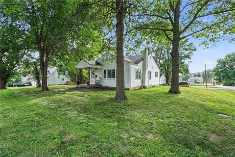 909 Pawnee Drive, Paola, KS 66071 - MLS#: 2629187