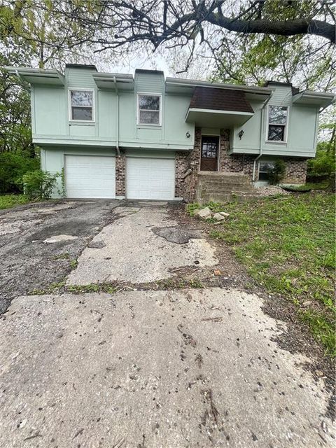 Photo of 179 SE 431 Road, Warrensburg, MO 64093 (MLS # 2619086)