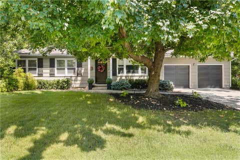 Photo of 5508 W 71st Street, Prairie Village, KS 66208 (MLS # 2637466)
