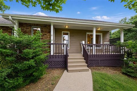 Photo of 1331 Ranchero Drive, Lawrence, KS 66049 (MLS # 2622083)