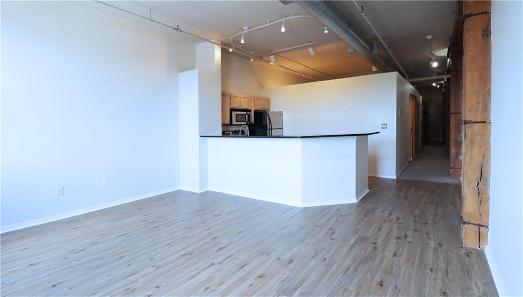 200 Main Street 310