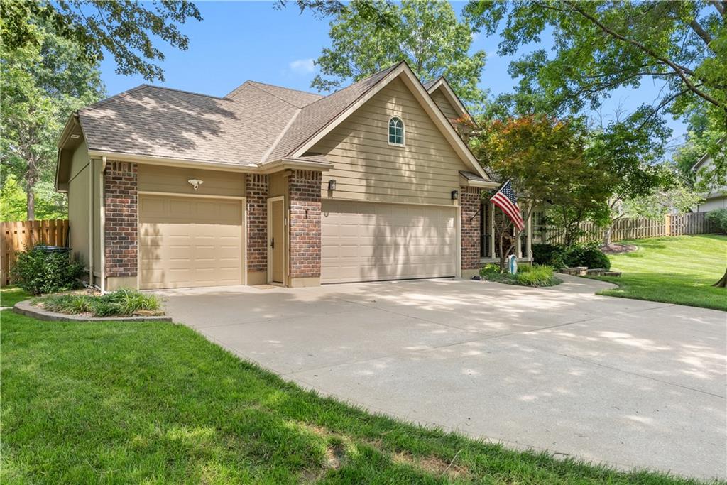 1006 SW 44th Street Drive