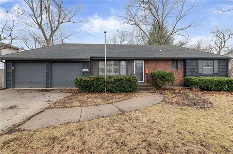 9005 Grandview Drive, Overland Park, KS 66212 - MLS#: 2605112