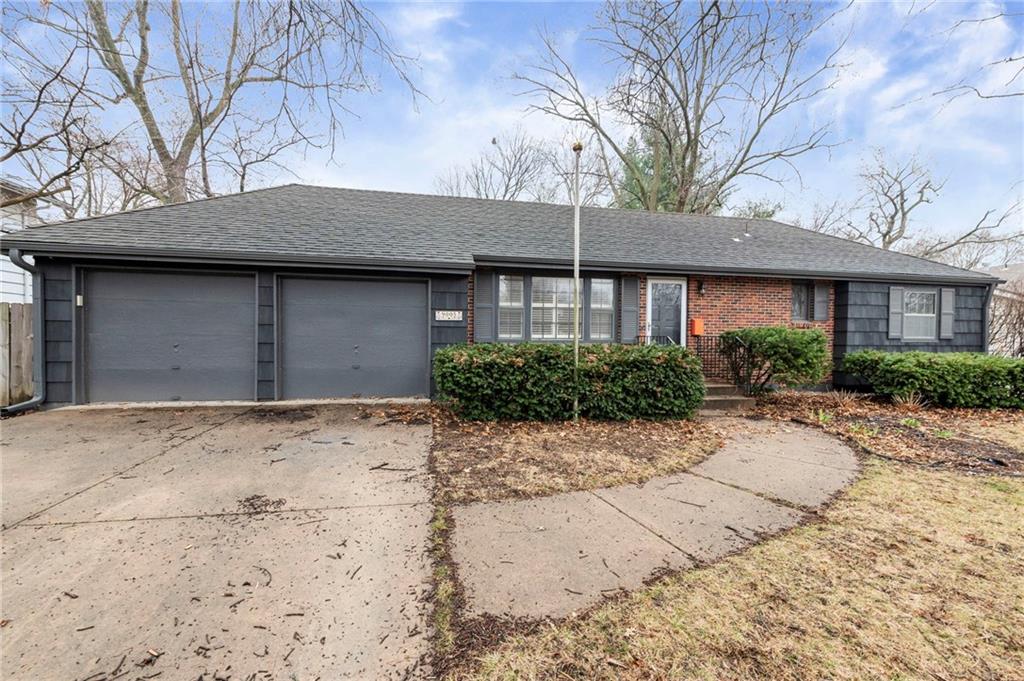 9005 Grandview Drive