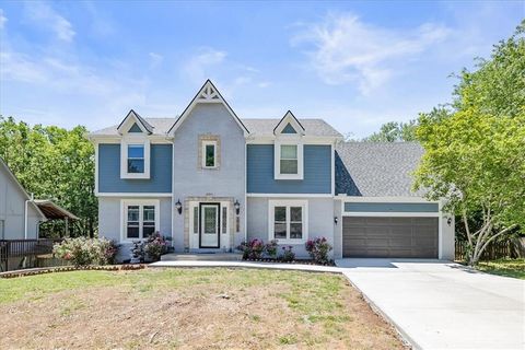 3705 SW Kimstin Circle Blue Springs MO 64015