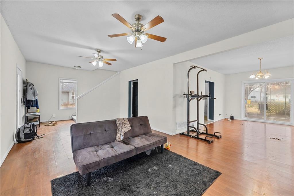 903 N Mulberry Street