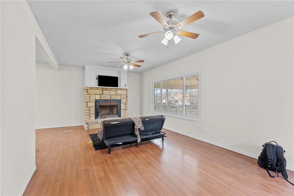 903 N Mulberry Street