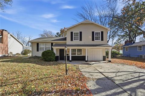 8529 Crescent Avenue, Raytown, MO 64138 - MLS#: 2585269