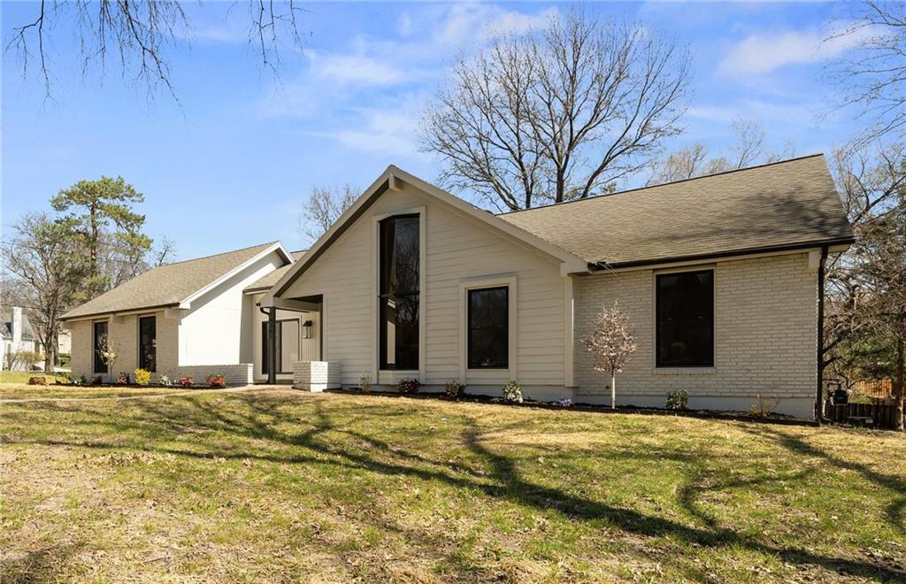 10301 Howe Drive