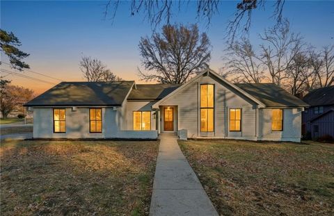 10301 Howe Drive Leawood KS 66206