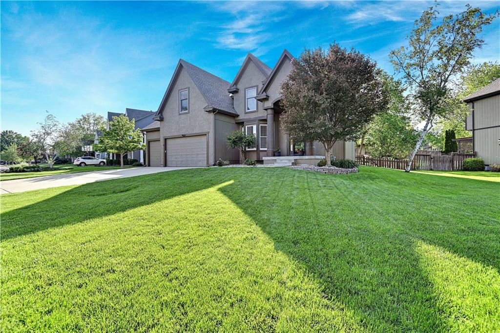 5012 W 163RD Street