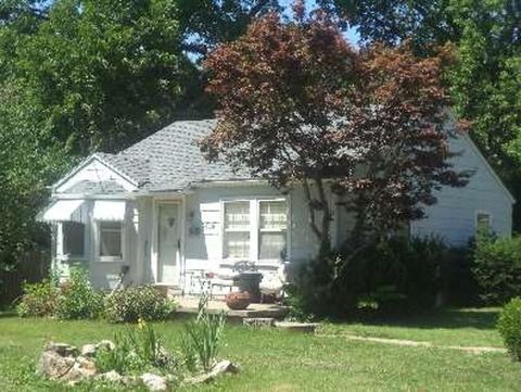 Photo of 2000 S 10th Street, Kansas City, KS 66103 (MLS # 2585016)