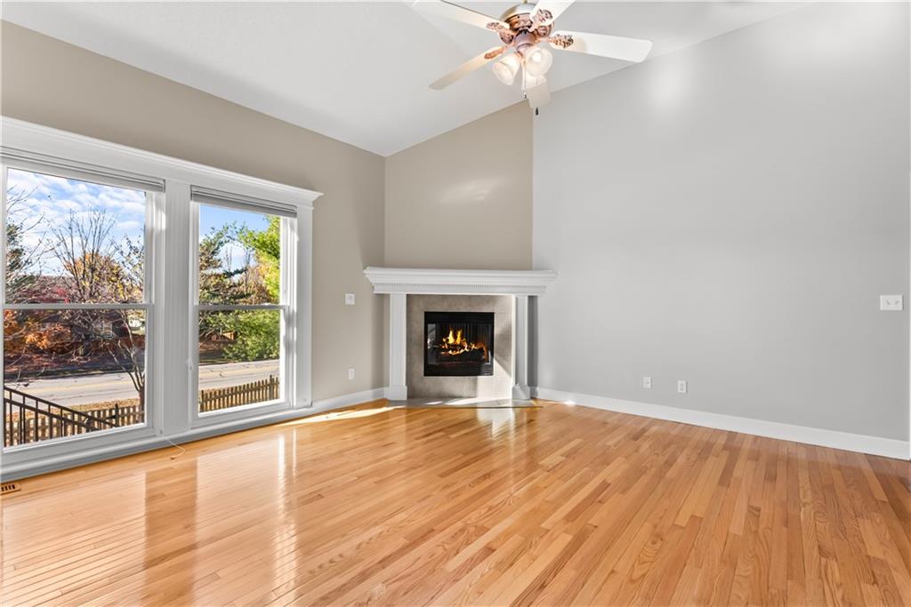 2413 NE Old Paint Road