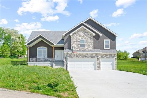 MLS: 2548186