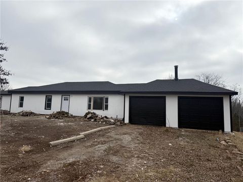 13207 NW 83rd Street Kansas City MO 64152