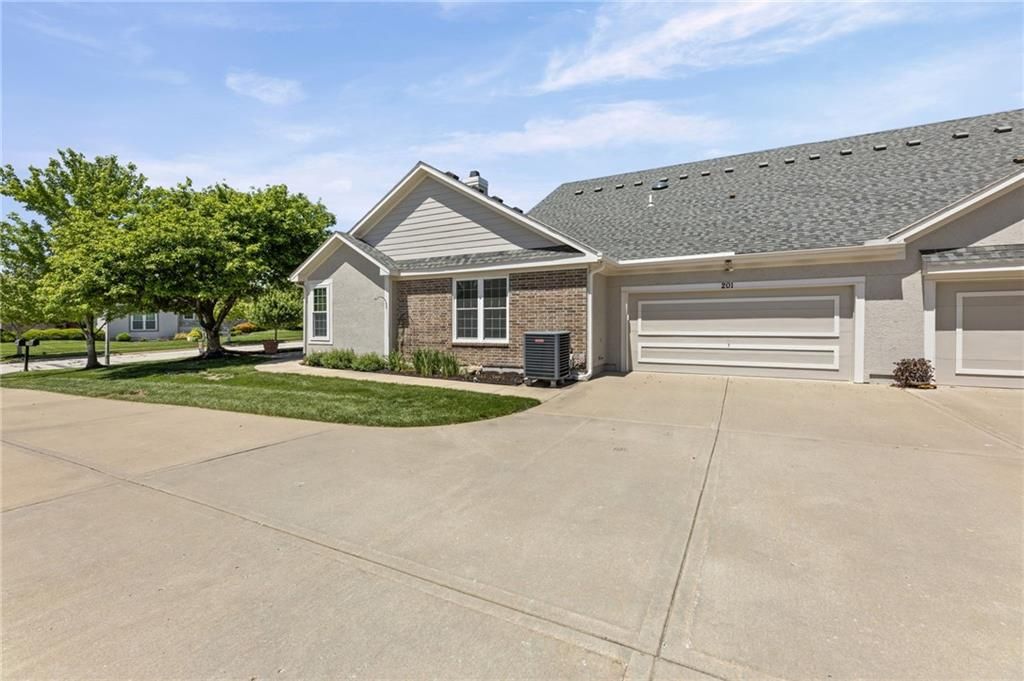 Photo of 12001 S Tallgrass Drive #201, Olathe, KS 66061 (MLS # 2618330)