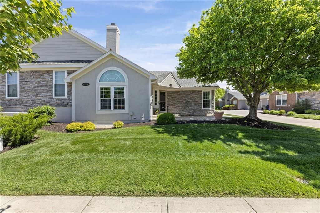 Photo of 12001 S Tallgrass Drive #201, Olathe, KS 66061 (MLS # 2618330)