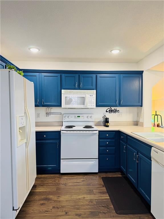 Kansas City, Missouri 64119, United States, 3 Bedrooms Bedrooms, ,3 BathroomsBathrooms,Residential,Active,225917