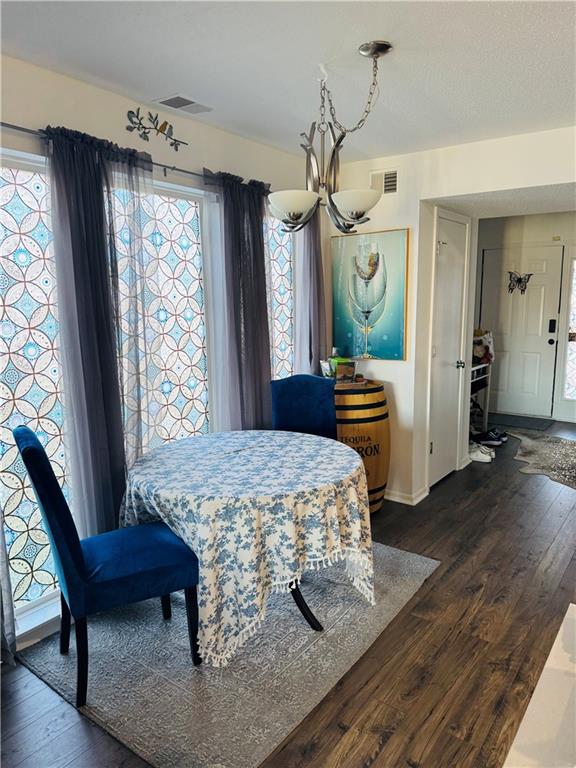 Kansas City, Missouri 64119, United States, 3 Bedrooms Bedrooms, ,3 BathroomsBathrooms,Residential,Active,225917