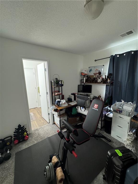 Kansas City, Missouri 64119, United States, 3 Bedrooms Bedrooms, ,3 BathroomsBathrooms,Residential,Active,225917