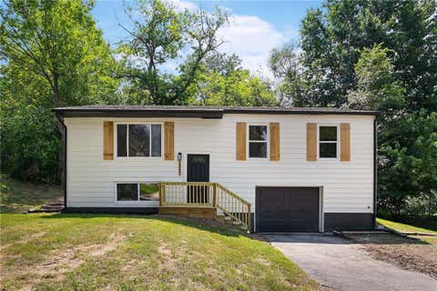 Photo of 8263 Barnett Avenue, Kansas City, KS 66112 (MLS # 2632762)