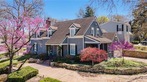 5528 Suwanee Road Fairway KS 66205