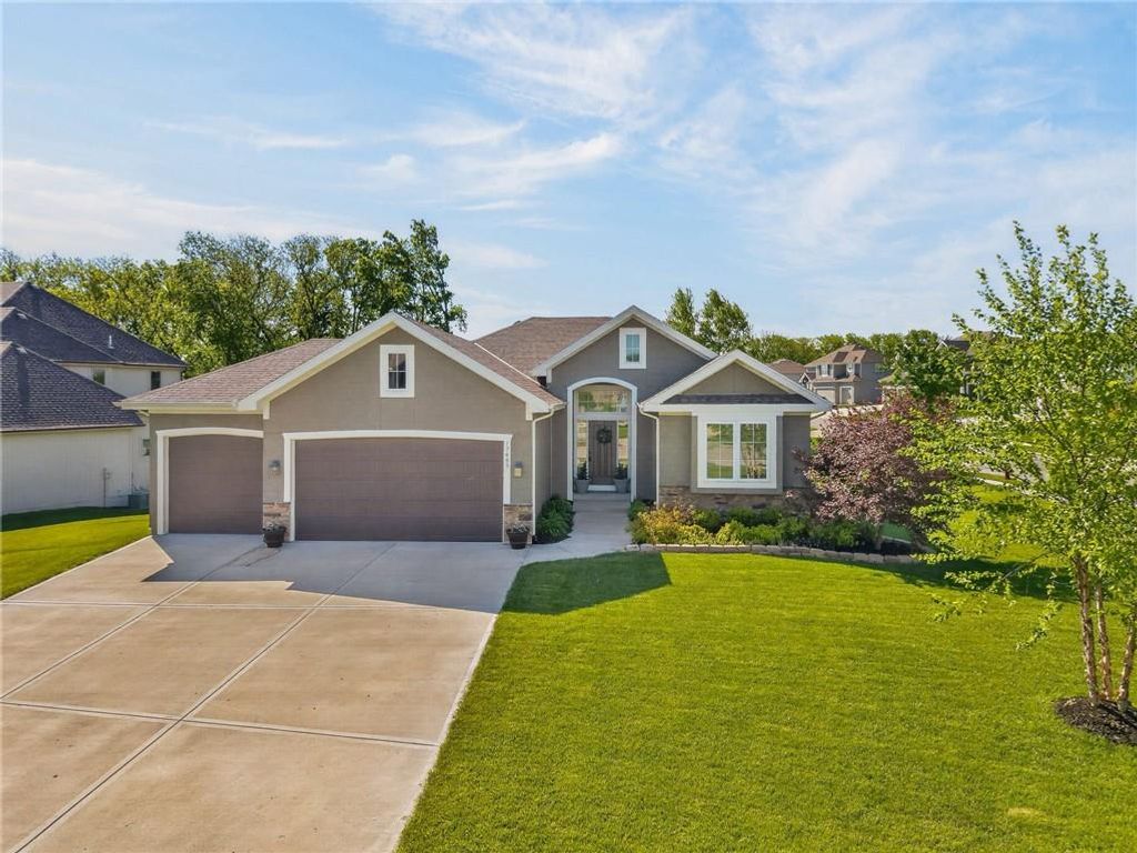 Photo of 17485 NW 128th Court, Platte City, MO 64079 (MLS # 2614278)