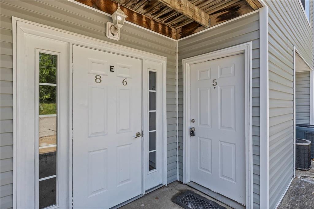 1506 W 25th Court E5