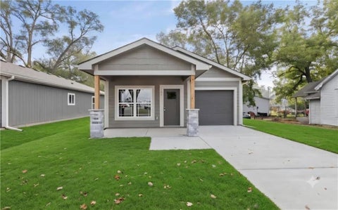 121 S Cedar Street, Ottawa, KS 66067 - MLS#: 2624549