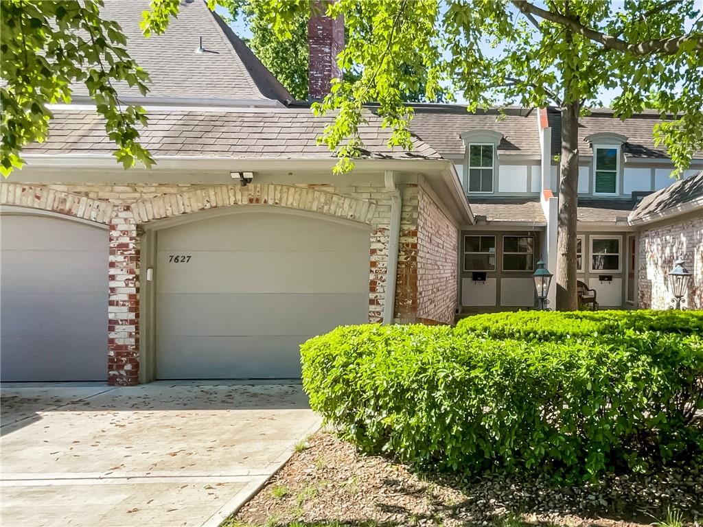 View Overland Park, KS 66212 townhome