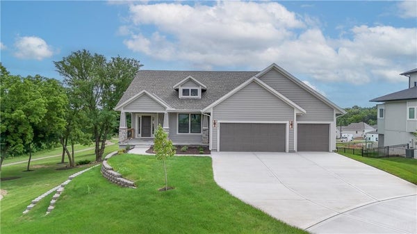 23811 W 59TH TER, SHAWNEE, KS 66226 - Image 2d65f6abfb8d42cdf6f36b2b68573852/1212498636