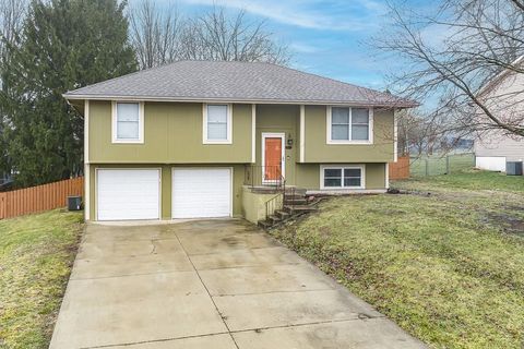 3203 N 157th Terrace Basehor KS 66007