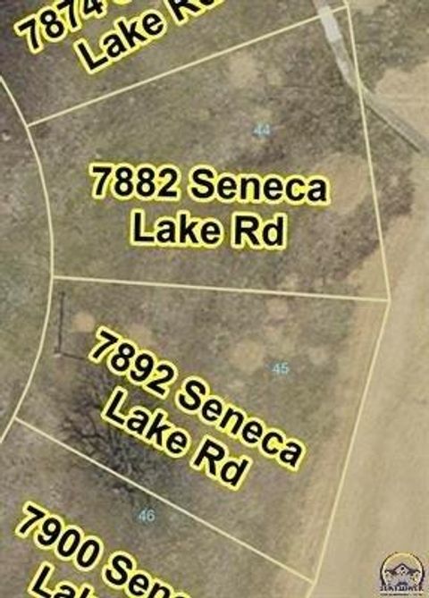 7882 Seneca Lake Road Ozawkie KS 66070