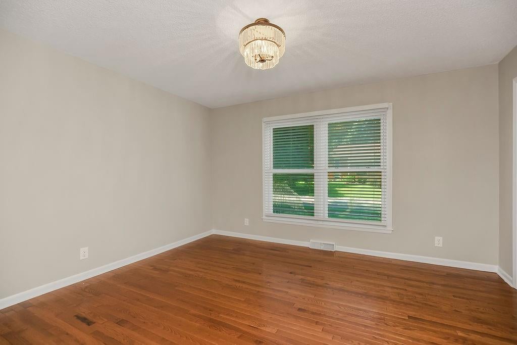 2016 E Sleepy Hollow Drive