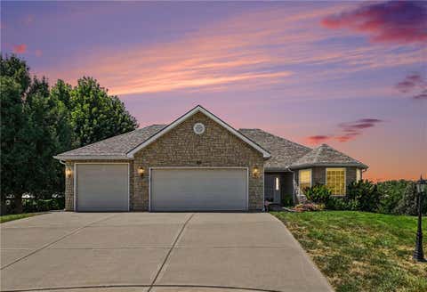 Photo of 301 Prairie Rose Circle, Smithville, MO 64089 (MLS # 2637444)