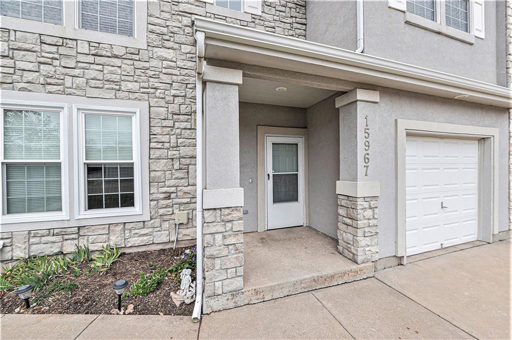 15967 S Crestview Drive