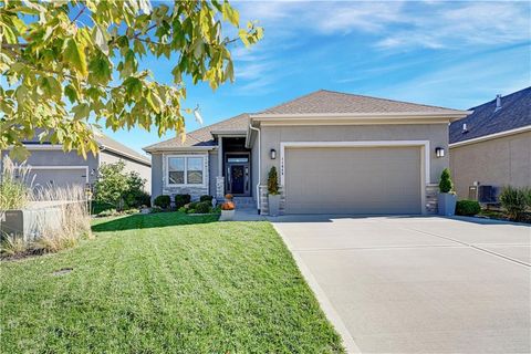 Photo of 11649 S Deer Run Street, Olathe, KS 66061 (MLS # 2581913) Photo of 11649 S Deer Run Street, Olathe, KS 66061 (MLS # 2581913)