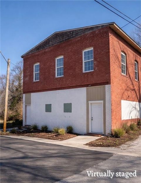 1927 Walrond Avenue Kansas City MO 64127