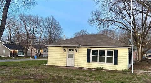 705 Yoeke Street, Tonganoxie, KS 66086 - MLS#: 2601759