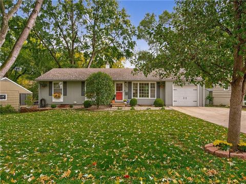 6407 W 62nd Street, Mission, KS 66202 - #: 2581326