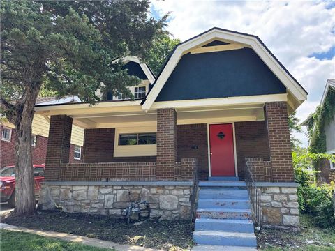 1835 E 68th Terrace, Kansas City, MO 64132 - #: 2548392
