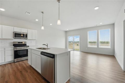 12411 S Acacia Drive Lee's Summit MO 64086