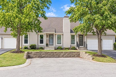 10780 Oakmont Street Overland Park KS 66210
