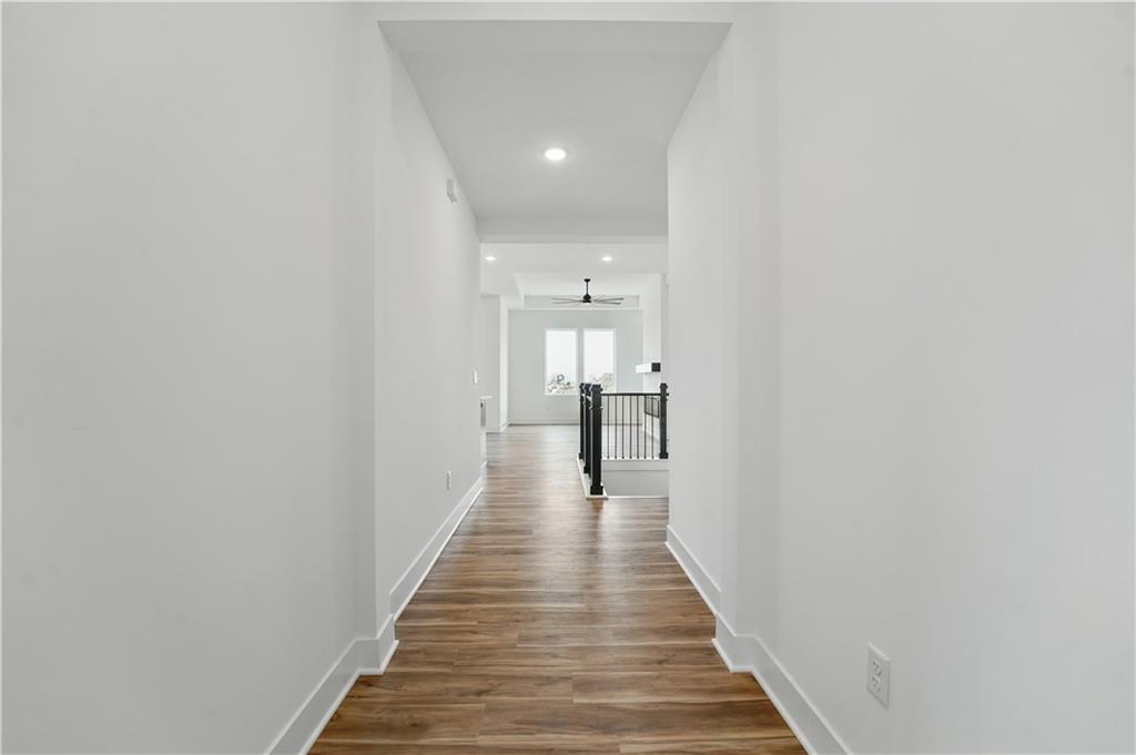 1432 N 162nd Terrace