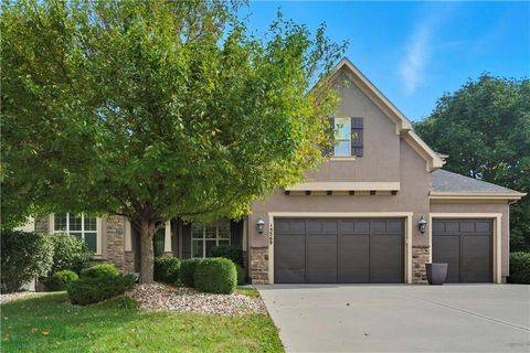 15569 Eby Street Overland Park KS 66221