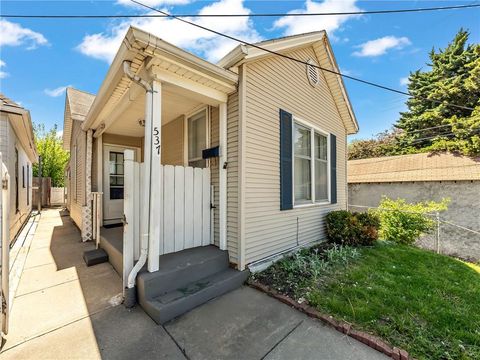 Photo of 537 Orville Avenue, Kansas City, KS 66101 (MLS # 2615567)